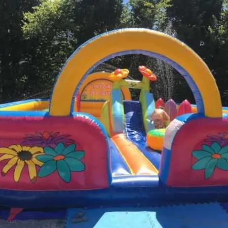 Camping 3 Etoiles - Piscine - Eehheg Landry